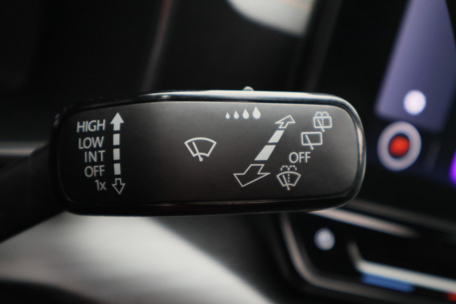 CUPRA Formentor 1.4 Plug-in Hybrid VZ Copper Edition Panoramadak, Camera, ACC, Apple Carplay, Verwarmd Stuur/Stoelen, DAB, 19''