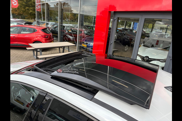 Renault Arkana 1.3 TCe 140 RS-Line Pearl White / panoramadak / trekhaak
