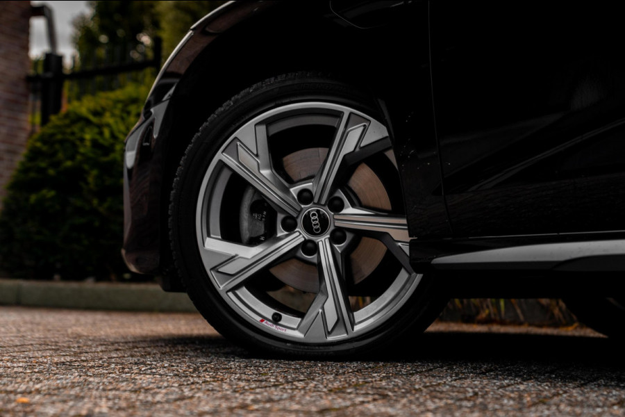 Audi A3 Sportback 40 TFSI e 204 PK 2x S-Line ACC Keyless Bang en Olufsen Keyless Elek.Klep 18''