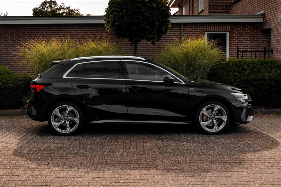Audi A3 Sportback 40 TFSI e 204 PK 2x S-Line ACC Keyless Bang en Olufsen Keyless Elek.Klep 18''