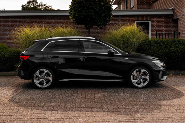 Audi A3 Sportback 40 TFSI e 204 PK 2x S-Line ACC Keyless Bang en Olufsen Keyless Elek.Klep 18''