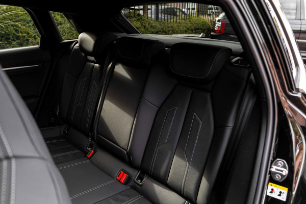 Audi A3 Sportback 40 TFSI e 204 PK 2x S-Line ACC Keyless Bang en Olufsen Keyless Elek.Klep 18''