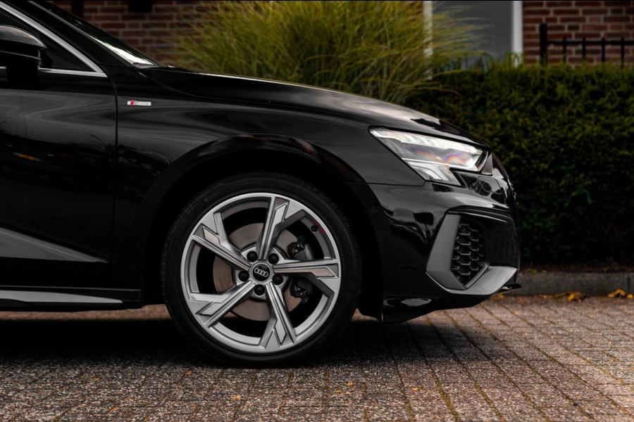 Audi A3 Sportback 40 TFSI e 204 PK 2x S-Line ACC Keyless Bang en Olufsen Keyless Elek.Klep 18''