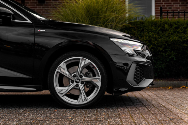 Audi A3 Sportback 40 TFSI e 204 PK 2x S-Line ACC Keyless Bang en Olufsen Keyless Elek.Klep 18''