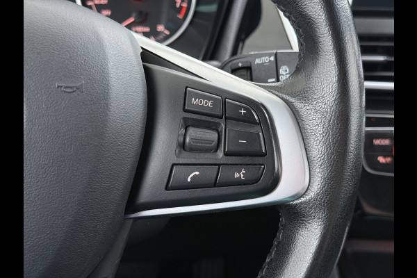 BMW 2 Serie Gran Tourer 218i Automaat Sport Trekhaak Navi Bluetooth Elek.Achterklep Cruise Control Ecc Executive Led Isofix Lmv 17" Regen-Lichtsensor 1.500KG Trekgewicht