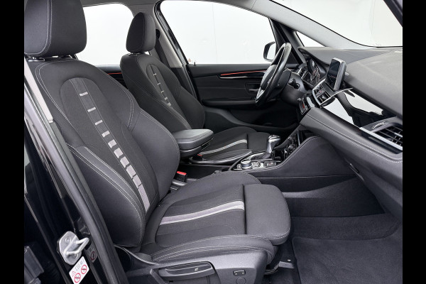 BMW 2 Serie Gran Tourer 218i Automaat Sport Trekhaak Navi Bluetooth Elek.Achterklep Cruise Control Ecc Executive Led Isofix Lmv 17" Regen-Lichtsensor 1.500KG Trekgewicht