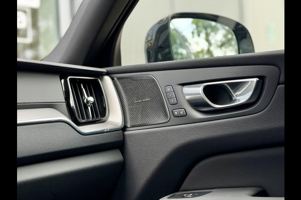 Volvo XC60 2.0 T8 455 PK Plug-in hybrid AWD Ultra Black Ed. |Pano|H/K|Leer|Massage|Ventilatie|
