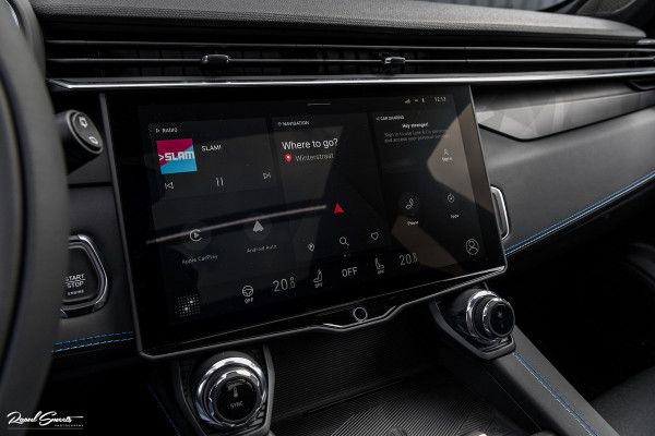 Lynk & Co 01 1.5 | ALL-IN PRIJZEN – inclusief onderhoud, originele Lynk & Co software-update en 1 jaar BOVAG-garantie | Adaptieve cruise | Panoramadak | Blis | Memory |
