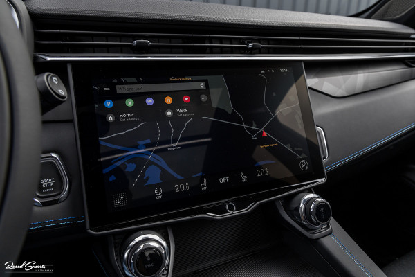 Lynk & Co 01 1.5 | ALL-IN PRIJZEN – inclusief onderhoud, originele Lynk & Co software-update en 1 jaar BOVAG-garantie | Adaptieve cruise | Panoramadak | Blis | Memory |