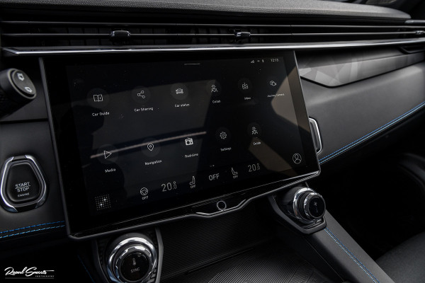 Lynk & Co 01 1.5 | ALL-IN PRIJZEN – inclusief onderhoud, originele Lynk & Co software-update en 1 jaar BOVAG-garantie | Adaptieve cruise | Panoramadak | Blis | Memory |
