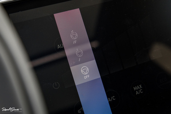 Lynk & Co 01 1.5 | ALL-IN PRIJZEN – inclusief onderhoud, originele Lynk & Co software-update en 1 jaar BOVAG-garantie | Adaptieve cruise | Panoramadak | Blis | Memory |