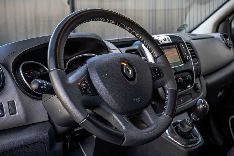 Renault Trafic 1.6 dCi 95 | 9-Zits | Cruise | Navi | Airco | Trekhaak