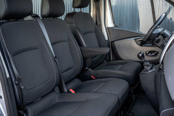 Renault Trafic 1.6 dCi 95 | 9-Zits | Cruise | Navi | Airco | Trekhaak