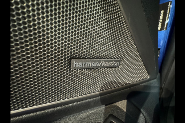 BMW 3 Serie Touring 330i M Sport Pano|HuD|H/K|Laser|Trekhaak