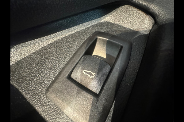 BMW 3 Serie Touring 330i M Sport Pano|HuD|H/K|Laser|Trekhaak