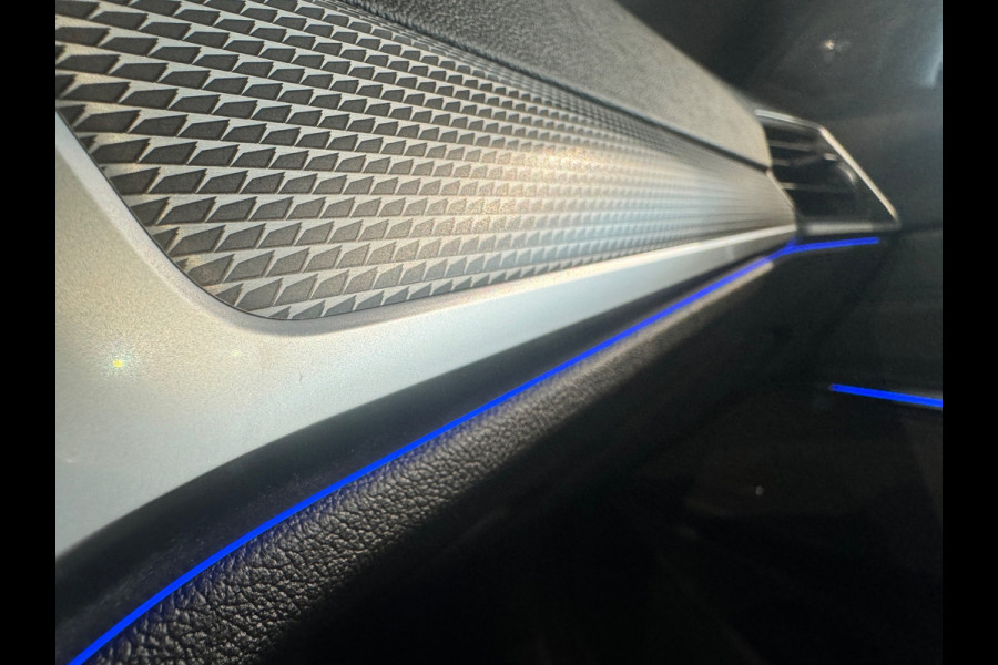 BMW 3 Serie Touring 330i M Sport Pano|HuD|H/K|Laser|Trekhaak