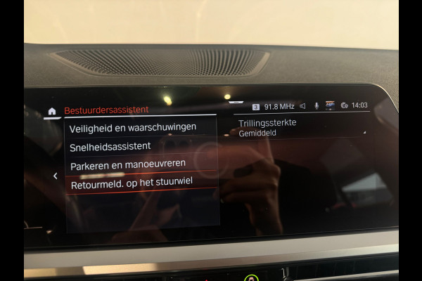 BMW 3 Serie Touring 330i M Sport Pano|HuD|H/K|Laser|Trekhaak