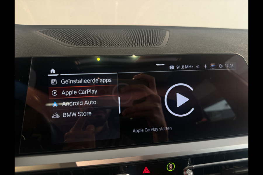 BMW 3 Serie Touring 330i M Sport Pano|HuD|H/K|Laser|Trekhaak