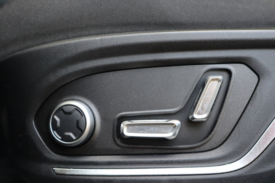 Lynk & Co 01 1.5 | Panoramadak | 360 Camera | Carplay |
