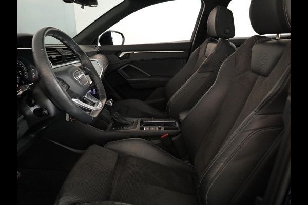 Audi Q3 Sportback 45 TFSI e S Edition 245 pk S-tronic | Navigatie | Panoramadak | Parkeersensoren | Achteruitrijcamera | Adaptieve cruise control | Lichtmetalen velgen 20" | S-line interieur