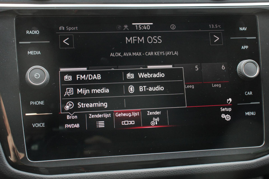 Volkswagen Tiguan 1.5 TSI DSG Active Navigatie Climate Control Adaptive Cruise Camera Control Led Dab Stoelverwarming Lichtmetalen Velgen