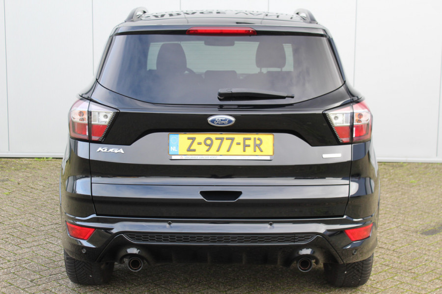 Ford Kuga 1.5-150pk EcoBoost ST-Line. Nette goed onderhouden wagen voor nog jaren rijplezier ! Trekgewicht 2.000kg ! Autm. airco dual, cruise control, stoel-, stuur- en voorraamverw., LM wielen, r/cd, navigatie, telefoonvoorb., pdc v+a etc.