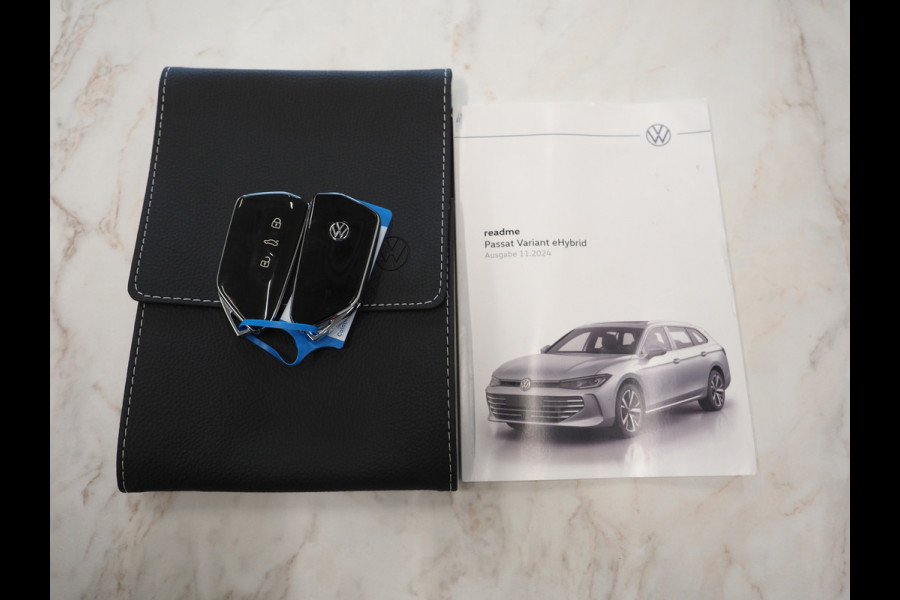 Volkswagen Passat Variant 1.5 eHybrid R-Line Black | 5 Jaar Garantie | Leder | Stoelventilatie | Trekhaak | Massage | 360 | HUD | Keyless