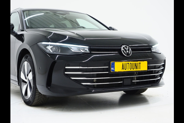Volkswagen Passat Variant 1.5 eHybrid Business | Leder/Alcantara | Massage | Trekhaak | HUD | Camera | Memory | Sfeerlicht | Carplay