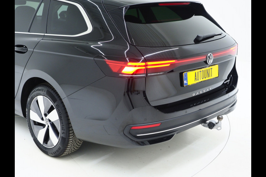 Volkswagen Passat Variant 1.5 eHybrid Business | Leder/Alcantara | Massage | Trekhaak | HUD | Camera | Memory | Sfeerlicht | Carplay