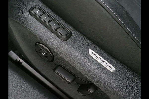 Volkswagen Passat Variant 1.5 eHybrid Business | Leder/Alcantara | Massage | Trekhaak | HUD | Camera | Memory | Sfeerlicht | Carplay
