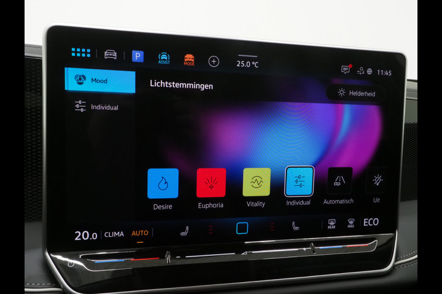 Volkswagen Passat Variant 1.5 eHybrid Business | Leder/Alcantara | Massage | Trekhaak | HUD | Camera | Memory | Sfeerlicht | Carplay