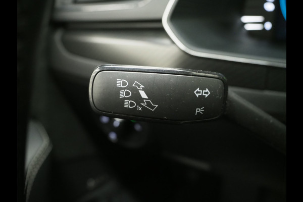 Škoda Superb Combi 1.4 TSI iV Sportline | Leder/Alcantara | Trekhaak | Carbon | Canton | Memory | Sfeerlicht | Keyless