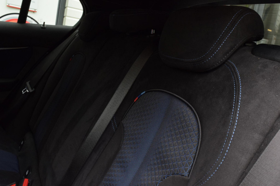 BMW 1-serie 118i|M-Sport|M-stoelen|Elek.klep|18"|Sfeer|Carplay