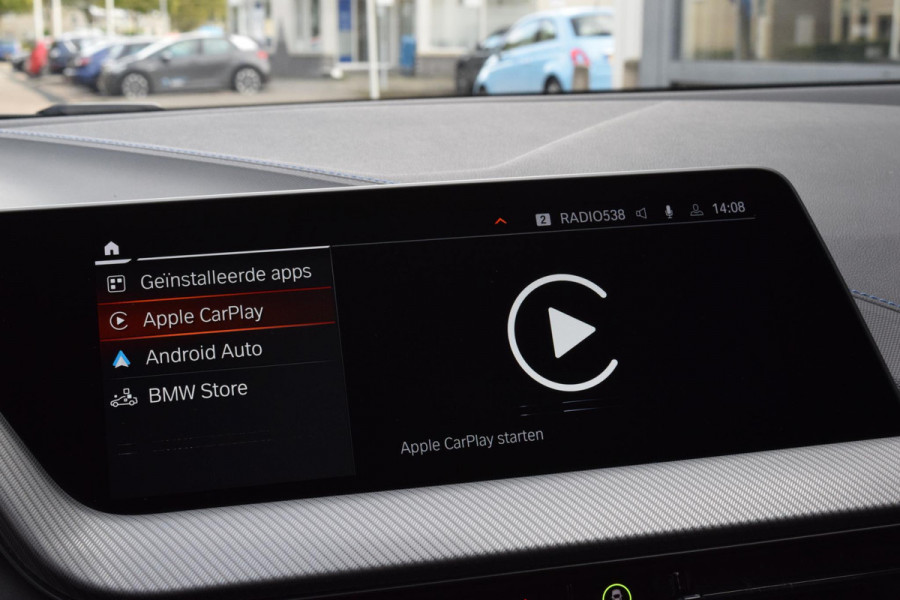 BMW 1-serie 118i|M-Sport|M-stoelen|Elek.klep|18"|Sfeer|Carplay