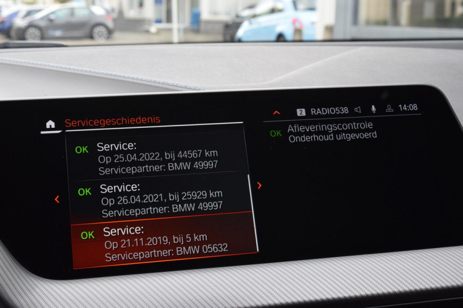 BMW 1-serie 118i|M-Sport|M-stoelen|Elek.klep|18"|Sfeer|Carplay
