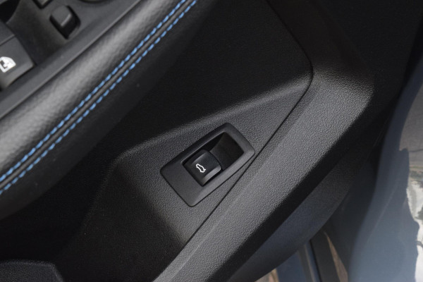 BMW 1-serie 118i|M-Sport|M-stoelen|Elek.klep|18"|Sfeer|Carplay