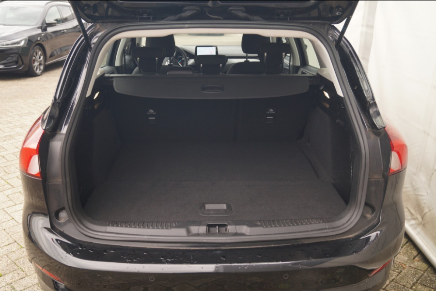 Ford Focus Wagon 1.0 EcoBoost 124pk Hybrid Connected -NAVI-AIRCO-PDC-
