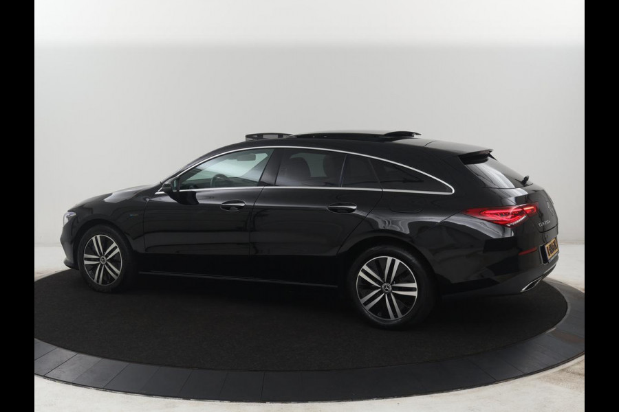 Mercedes-Benz CLA-Klasse Shooting Brake 250 e Business Solution Luxury Limited | SOH 94,3% | Pano.Dak | Camera | Apple Carplay | LED | Keyless Entry |