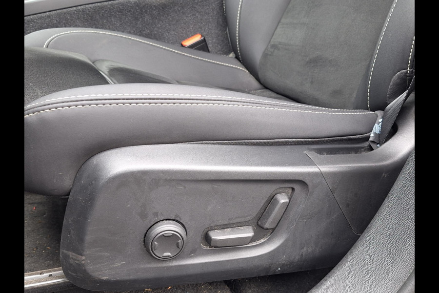 Volvo C40 Recharge Twin Ultimate 78 kWh | SOH: 92.9% | Pano | H&K | Blindspot | 360Cam |
