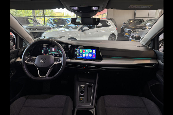 Volkswagen Golf 1.5 eTSI DSG LIFE BUSINESS CAMERA/ACC/CARPLAY/SFEERVERL.