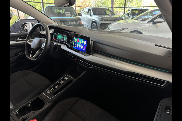 Volkswagen Golf 1.5 eTSI DSG LIFE BUSINESS CAMERA/ACC/CARPLAY/SFEERVERL.