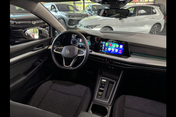 Volkswagen Golf 1.5 eTSI DSG LIFE BUSINESS CAMERA/ACC/CARPLAY/SFEERVERL.