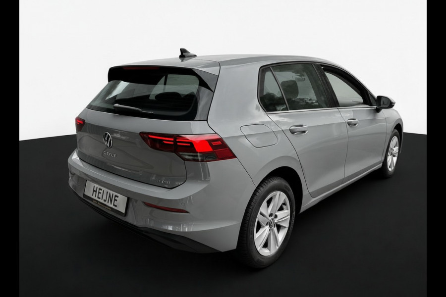 Volkswagen Golf 1.5 eTSI DSG LIFE BUSINESS CAMERA/ACC/CARPLAY/SFEERVERL.