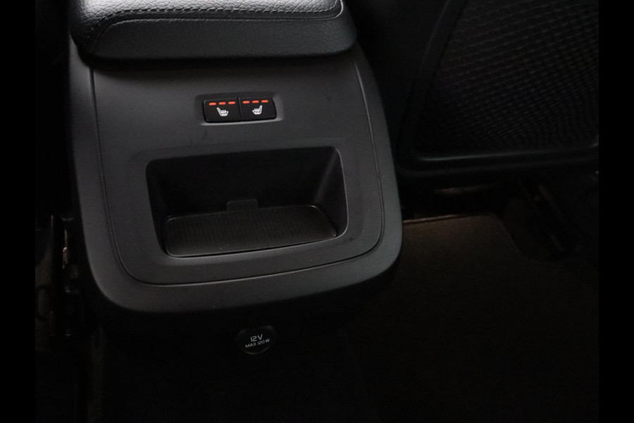 Volvo V60 2.0 T6 AWD Inscription | 310PK | Pano.dak | Trekhaak | Stuur/stoel verwarming | Head-up display | Adaptive Cruise control | Carplay | Memory | Harman Kardon |