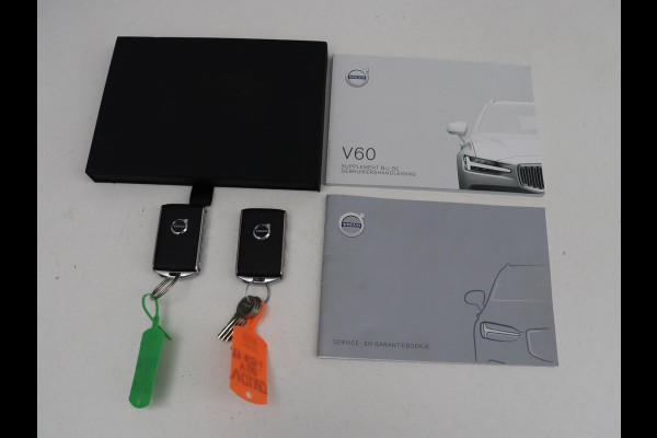 Volvo V60 2.0 T6 AWD Inscription | 310PK | Pano.dak | Trekhaak | Stuur/stoel verwarming | Head-up display | Adaptive Cruise control | Carplay | Memory | Harman Kardon |
