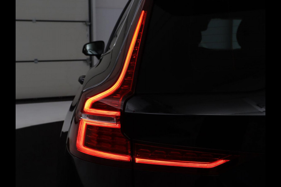 Volvo V60 2.0 T6 AWD Inscription | 310PK | Pano.dak | Trekhaak | Stuur/stoel verwarming | Head-up display | Adaptive Cruise control | Carplay | Memory | Harman Kardon |