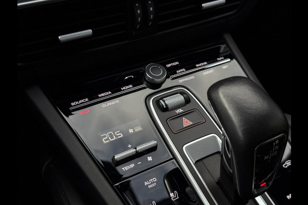 Porsche Cayenne Coupé 3.0 E-Hybrid Pano|Chrono|360 Camera|Bose|Leder|Navi|Trekhaak|Dealer Onderhouden|2e Eigenaar|APK tot 01-2028