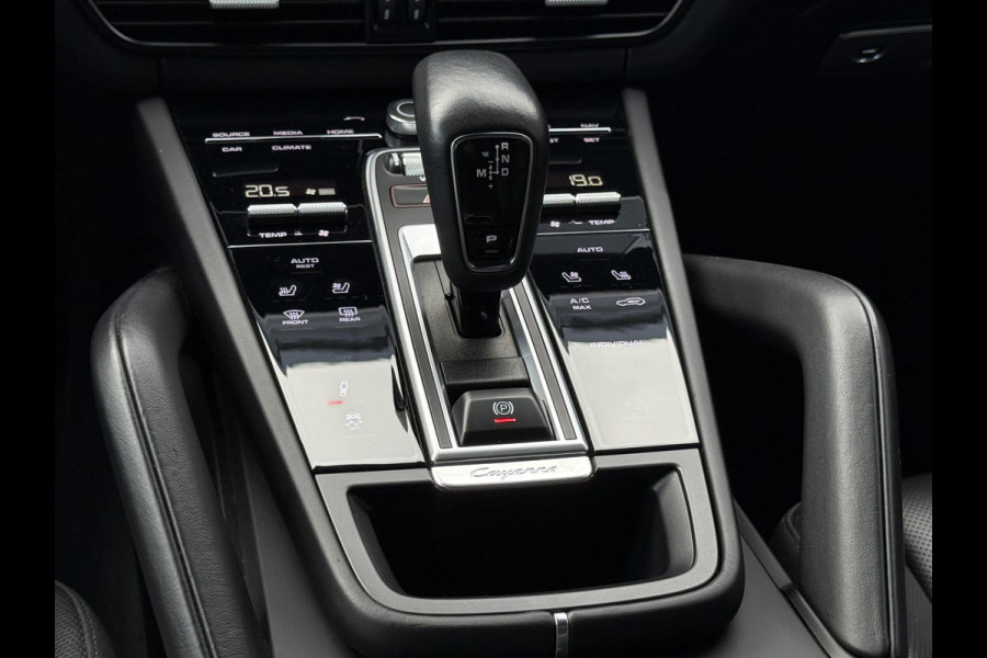 Porsche Cayenne Coupé 3.0 E-Hybrid Pano|Chrono|360 Camera|Bose|Leder|Navi|Trekhaak|Dealer Onderhouden|2e Eigenaar|APK tot 01-2028