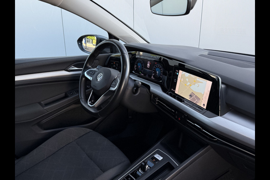 Volkswagen Golf 1.0 eTSI 110pk DSG | Acc | Navi | Camera