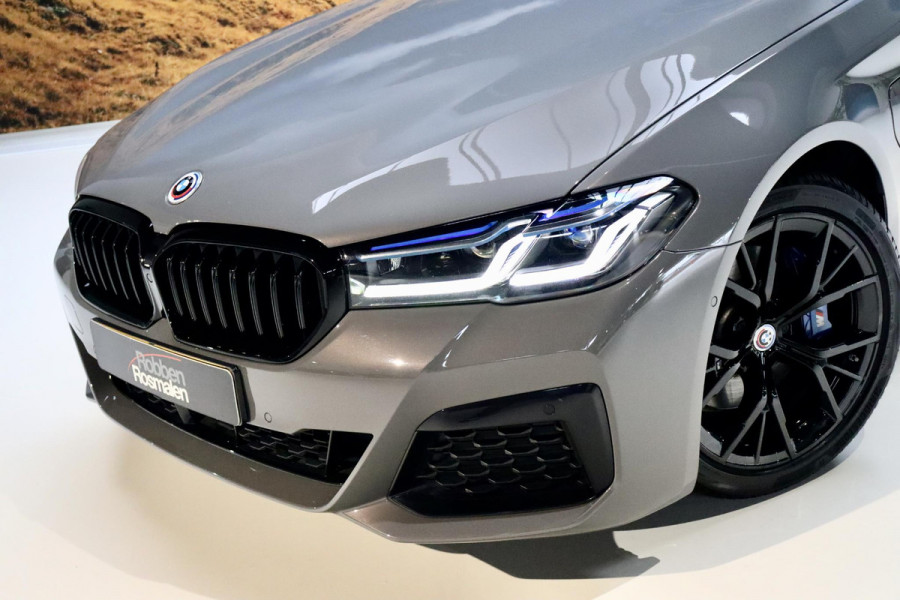 BMW 5 Serie Touring 530e High Ex M Sport|HuD|PANO|BerninaGrey